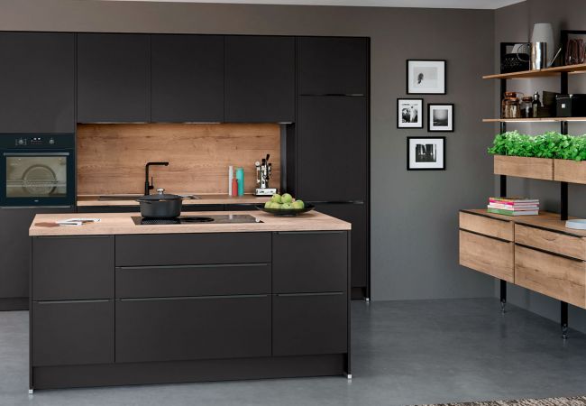 Küche mit Kochinsel